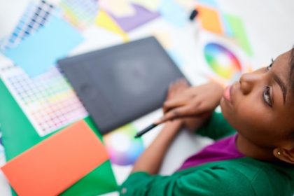 Comment choisir la meilleure école de graphisme pour démarrer votre carrière créative ?